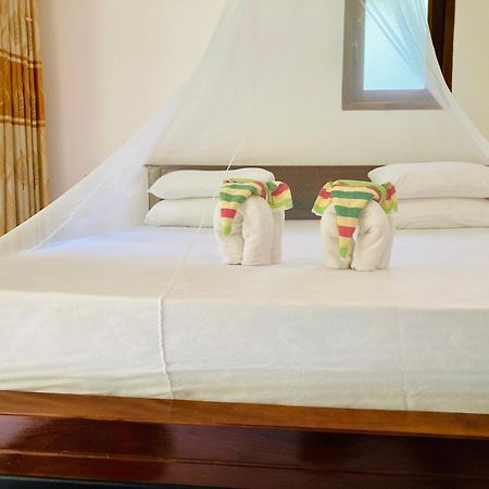 Suncity Privacy Cottages Udawalawe Eksteriør billede