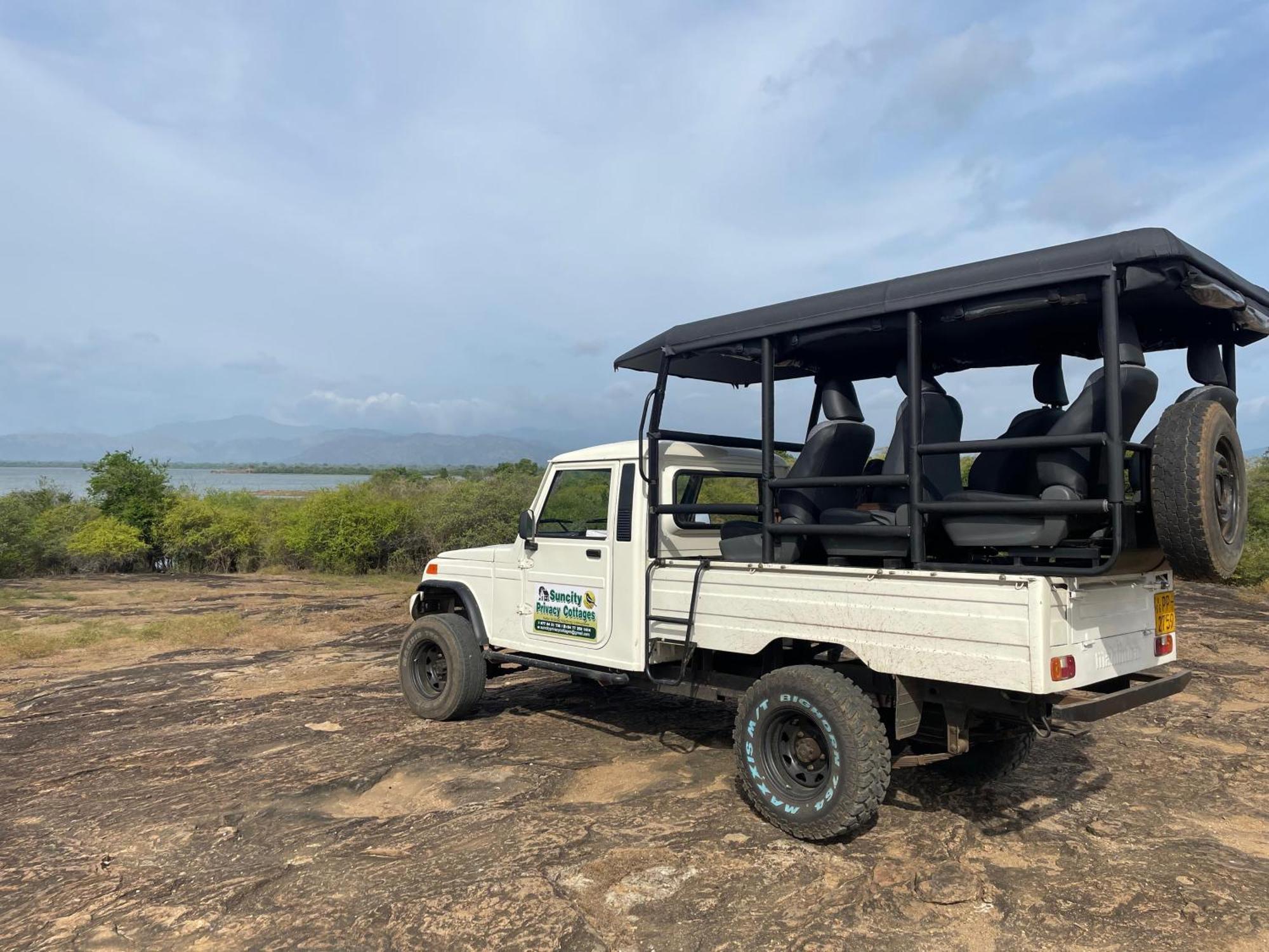 Suncity Privacy Cottages Udawalawe Eksteriør billede
