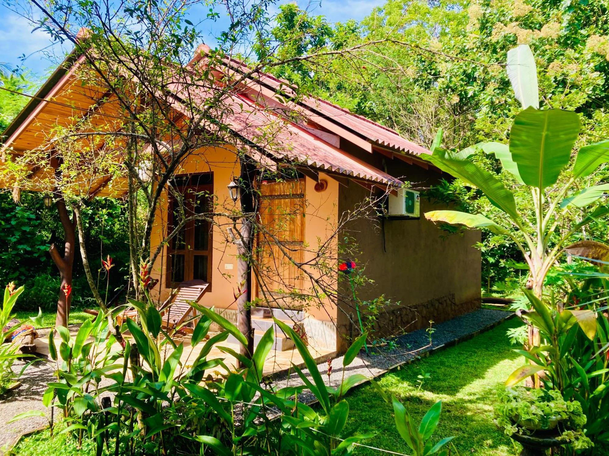Suncity Privacy Cottages Udawalawe Eksteriør billede