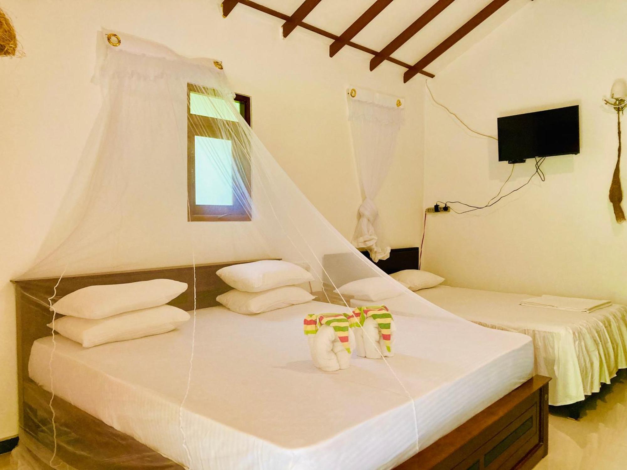Suncity Privacy Cottages Udawalawe Eksteriør billede